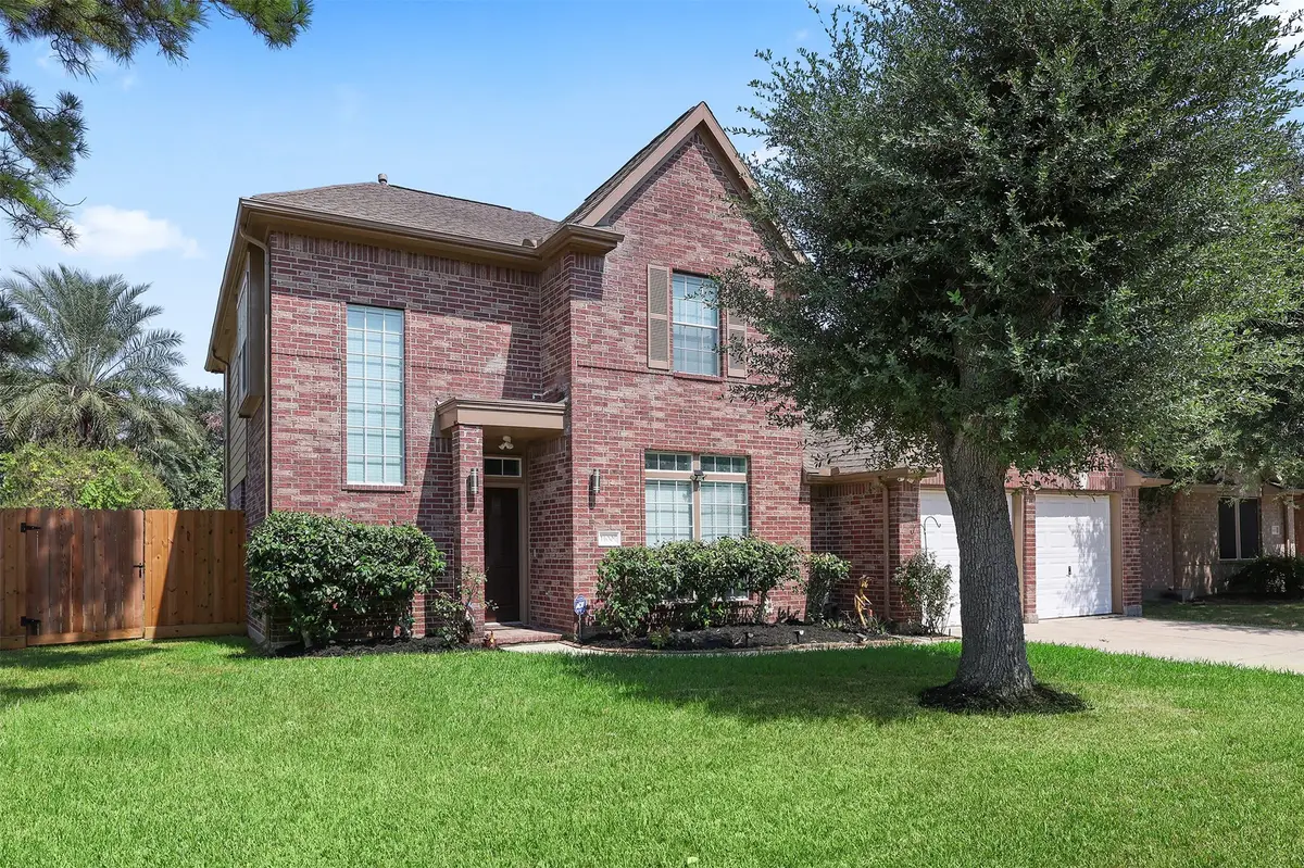 11001 Thornwood Drive, La Porte, TX 77571 - #1