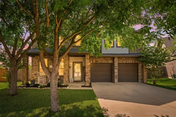 2904 Big Horn Bluff Court, Fort Worth, TX 76108