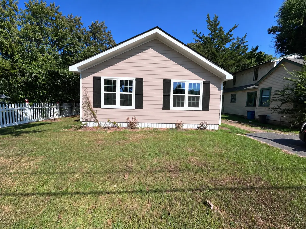 364 W Birch Avenue, Shreveport, LA 71107 - #1