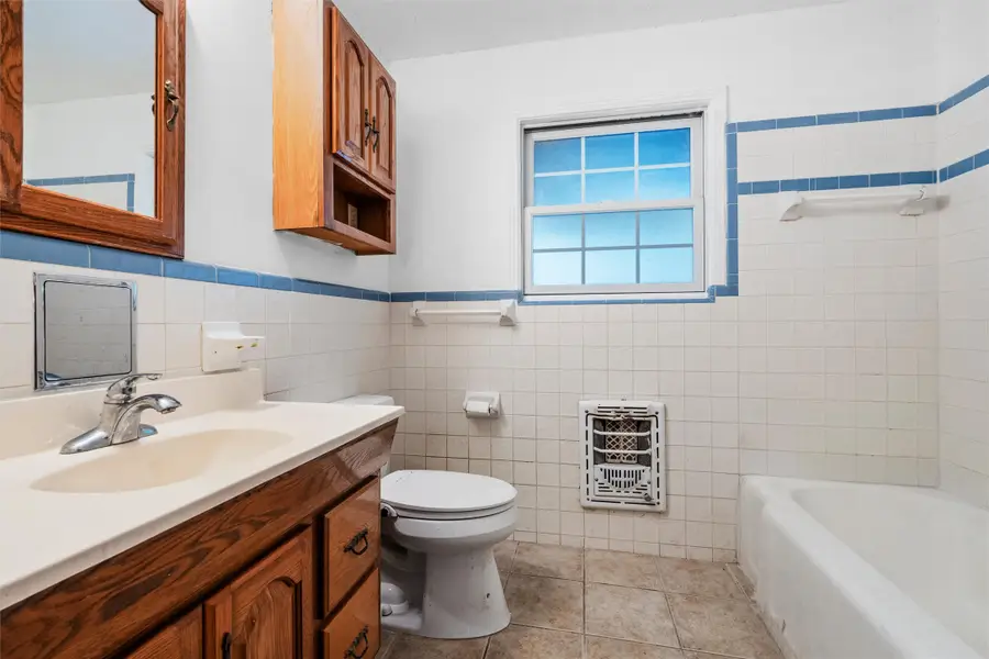 3233 Jane Lane, Haltom City, TX 76117 - #3