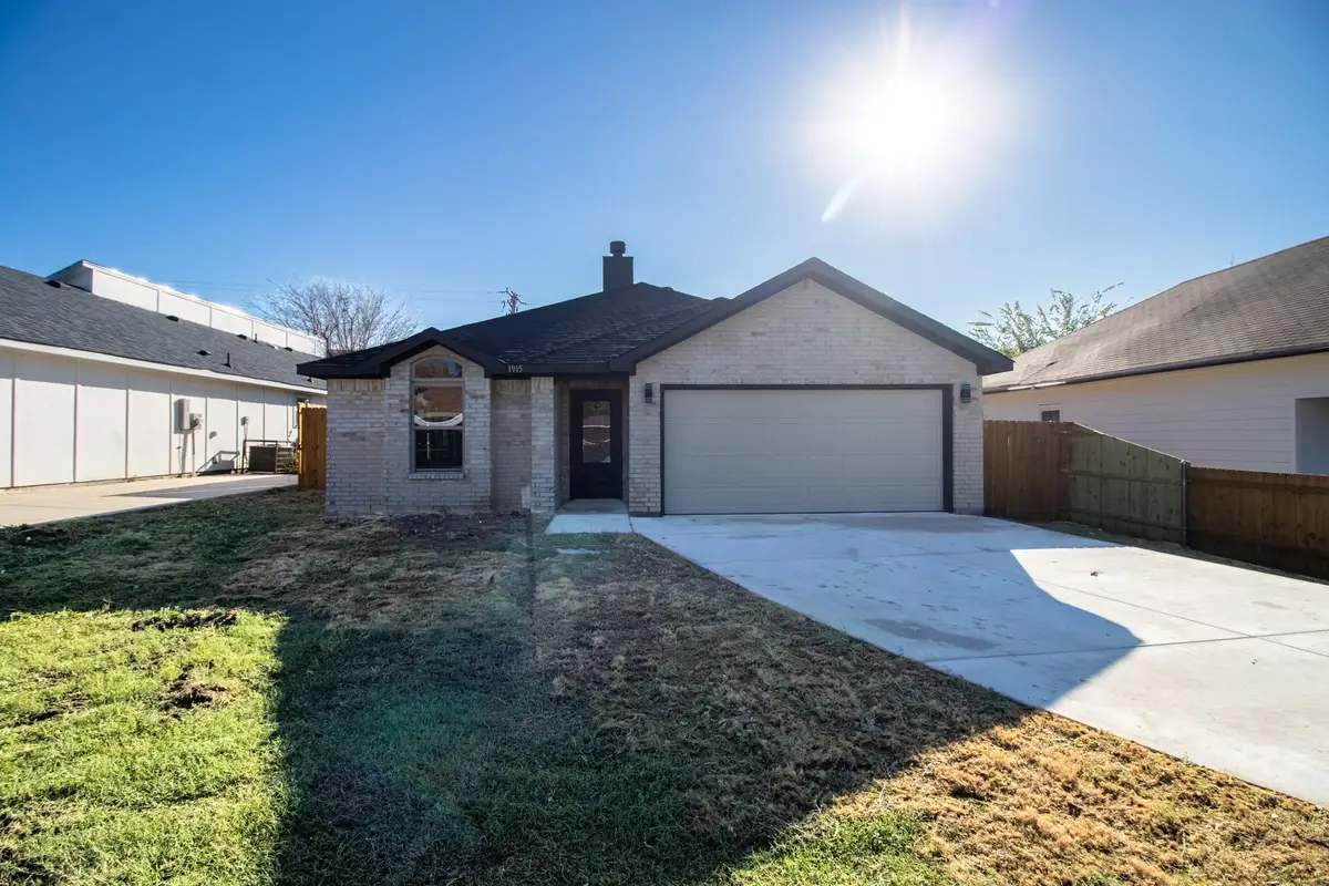1915 Missouri Avenue, Fort Worth, TX 76104 - #1
