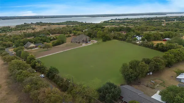 524 Rogers Road, Benbrook, TX 76126