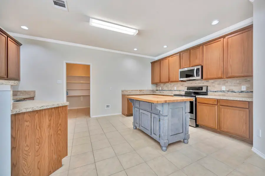 5728 Mountain Stream Trail, Fort Worth, TX 76244 - #2
