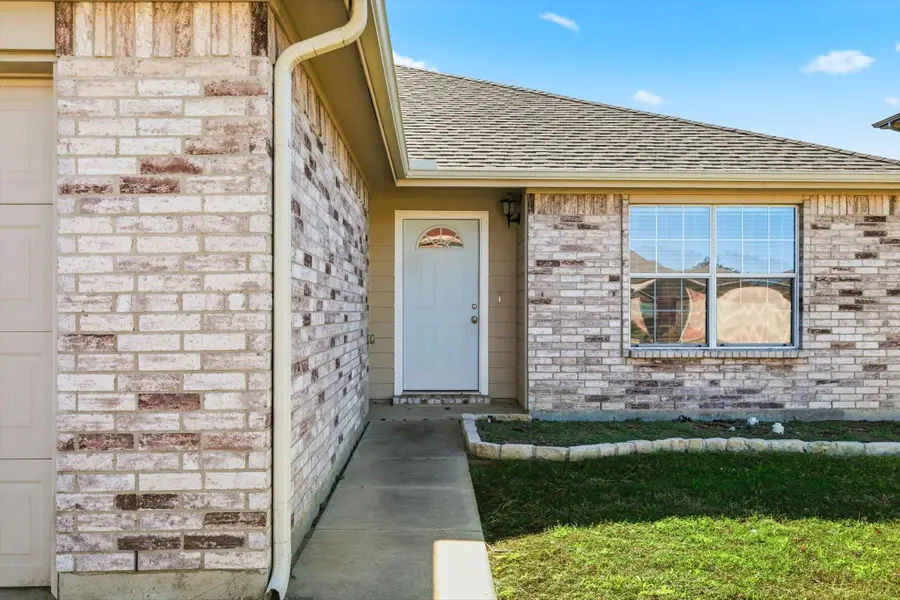 2112 Valley Forge Trail, Fort Worth, TX 76177 - #2