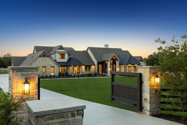 500 1&2 E Bob Jones Road, Southlake, TX 76092