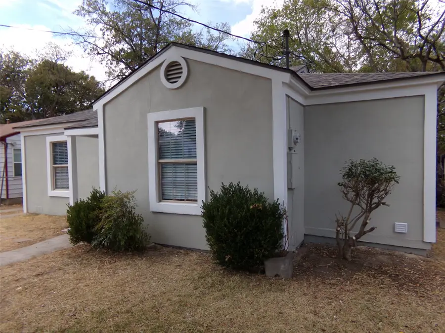 2423 Marfa Avenue, Dallas, TX 75216 - #3