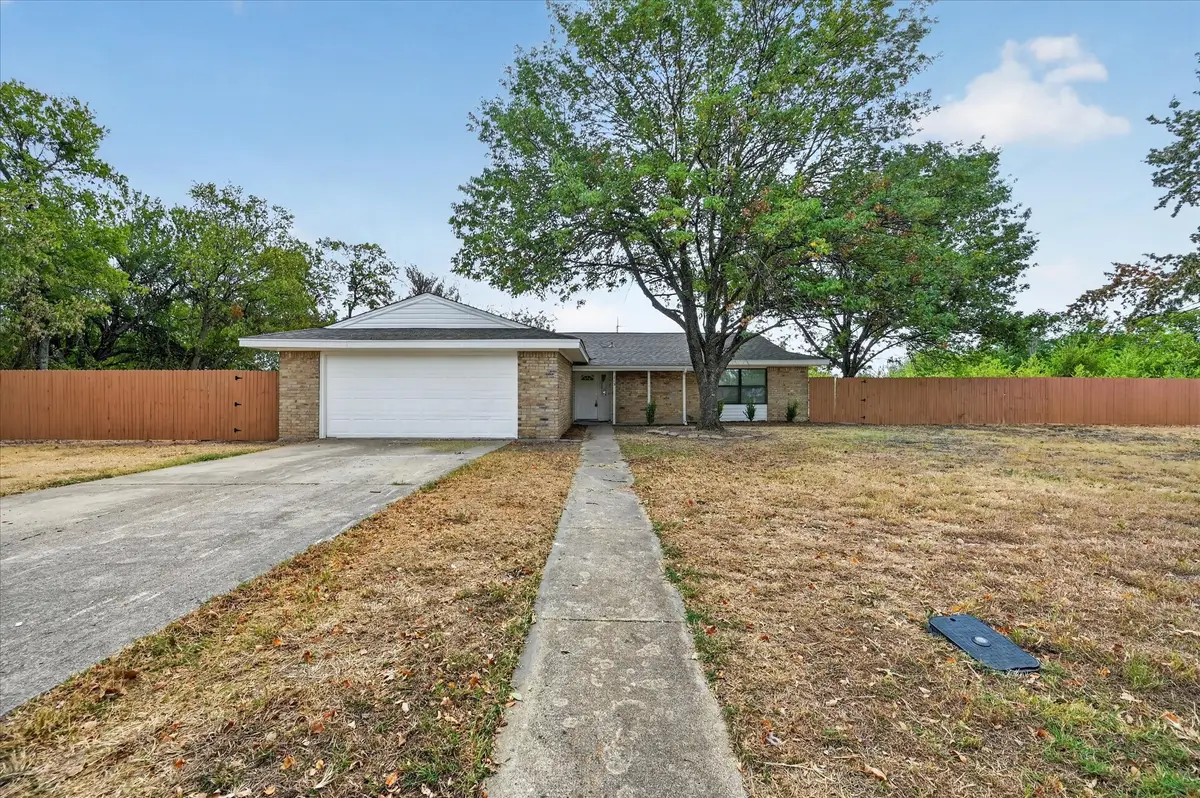 113 Bow Creek Circle, Red Oak, TX 75154 - #1