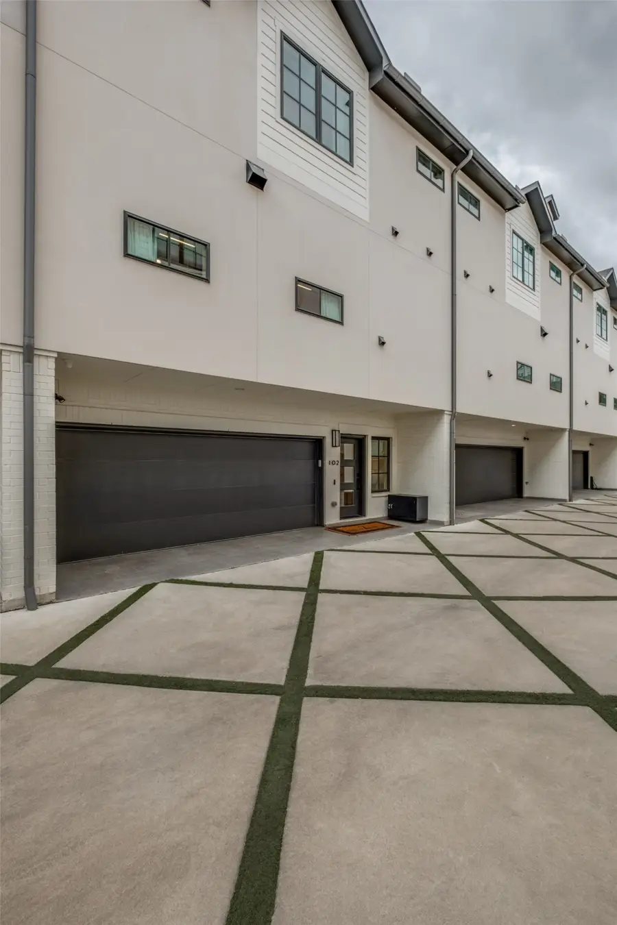 4220 Hawthorne Avenue #103, Dallas, TX 75219 - #2