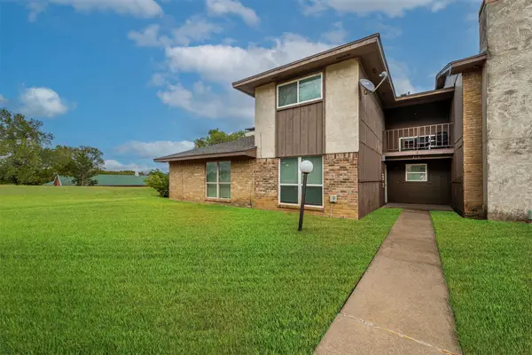 1402 S Carrier Parkway #309, Grand Prairie, TX 75051