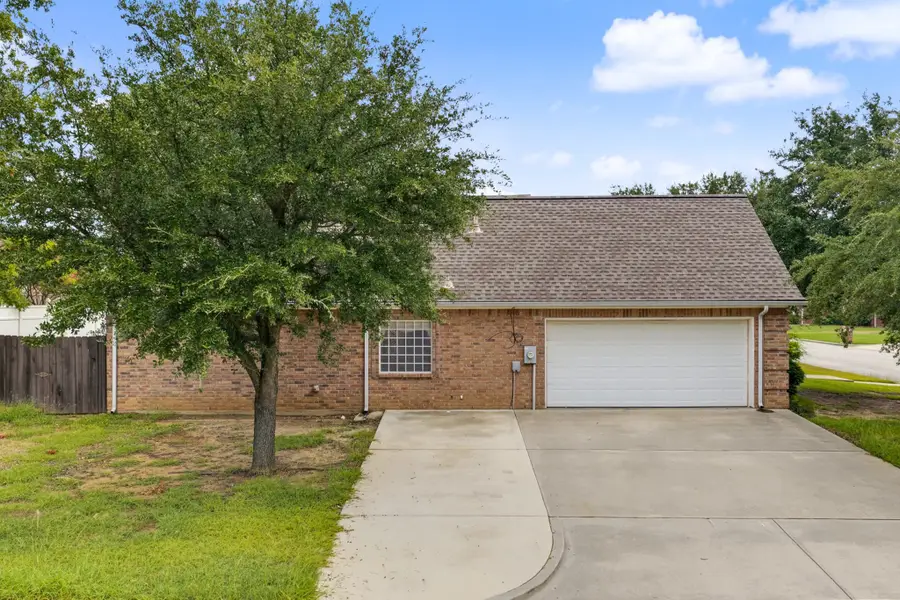 1106 Owl Drive, Decatur, TX 76234 - #2