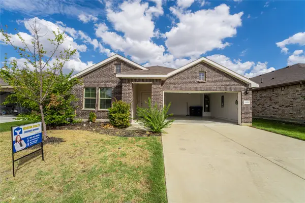 9452 Firedog Drive, Fort Worth, TX 76131