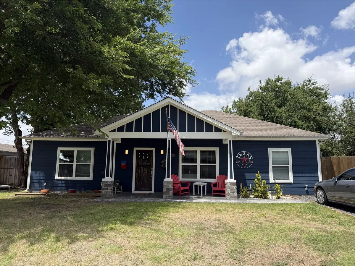 1338 S Pine Street, Grapevine, TX 76051 - #1