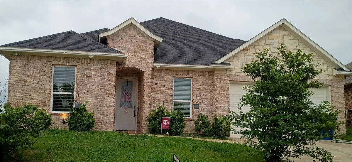 2806 Hackberry Drive, Ennis, TX 75119 - #1