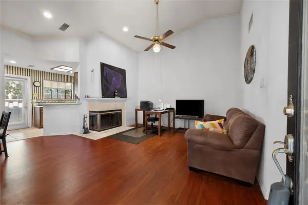 401 Pebble Way #237, Arlington, TX 76006