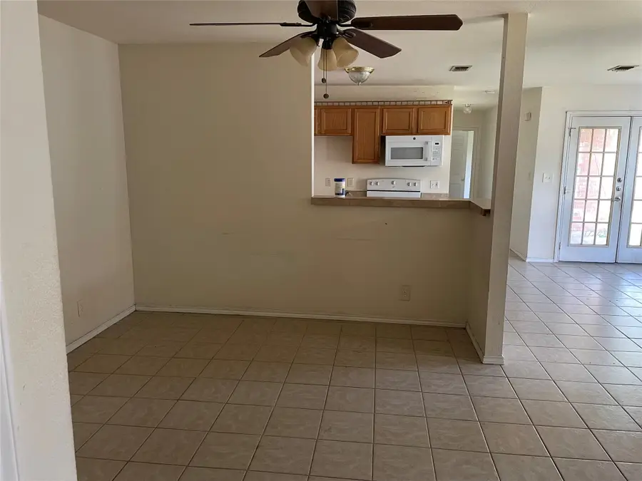 905-907 N Brents Avenue, Sherman, TX 75090 - #3