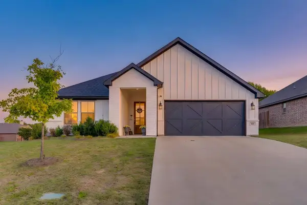 101 Buckeye Drive, Weatherford, TX 76086