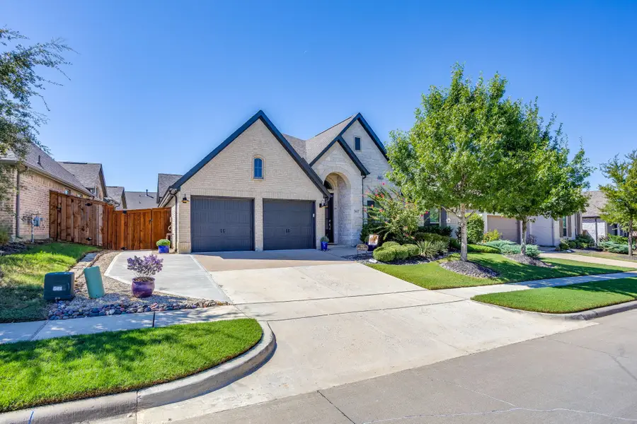 3917 Redbud Drive, Aubrey, TX 76227 - #2