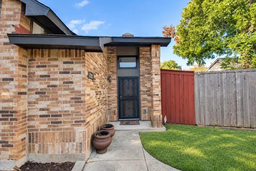 1527 Hancock Drive, Mesquite, TX 75149 - #3