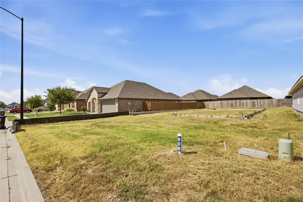 808 Moseley Lane, Greenville, TX 75402