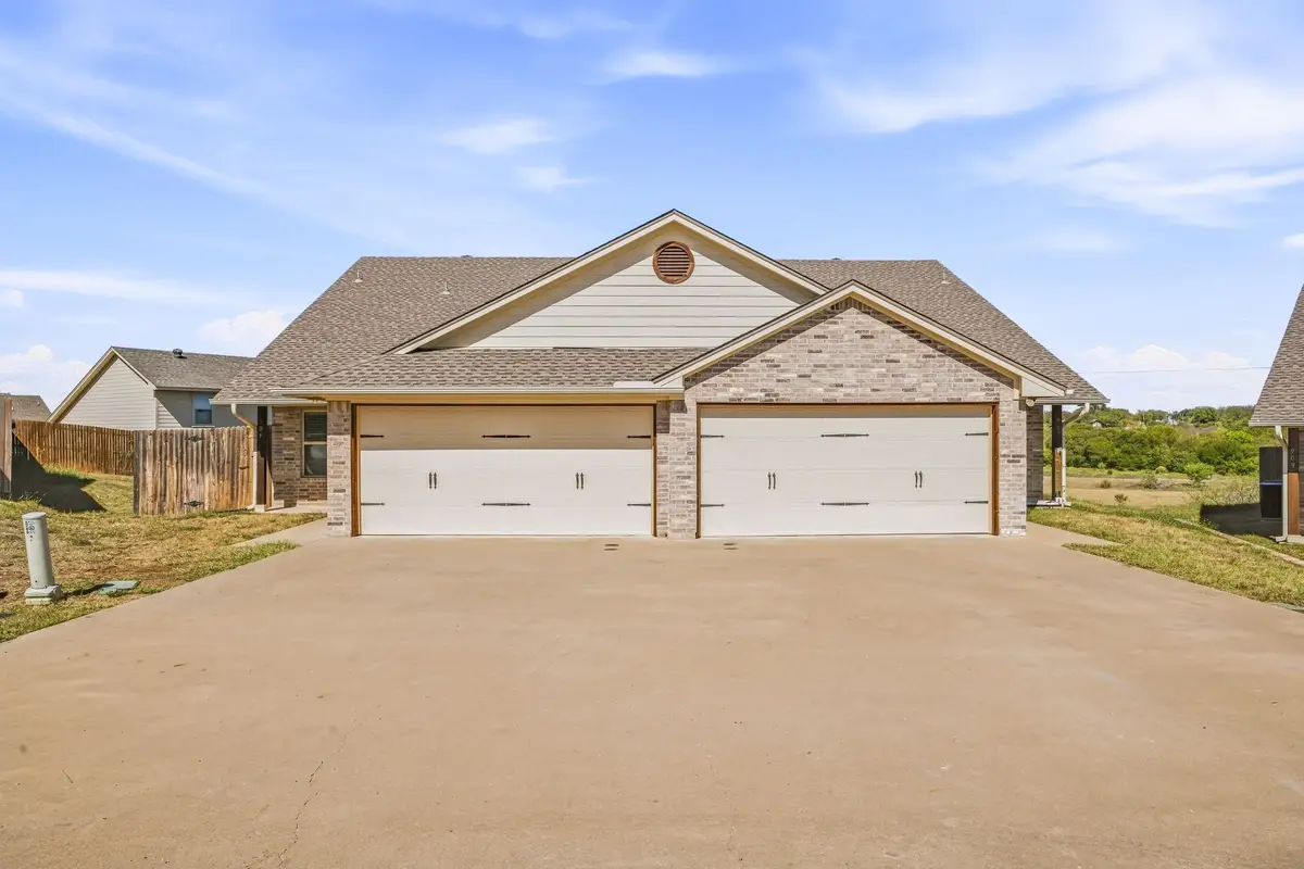 907 Dart Court, Granbury, TX 76049 - #1