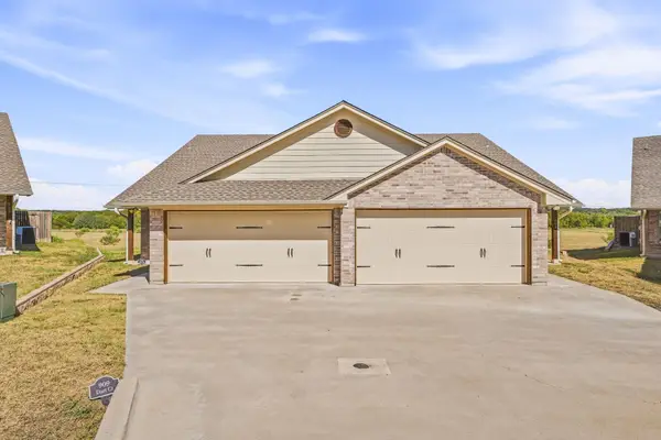 908 Dart Court, Granbury, TX 76049