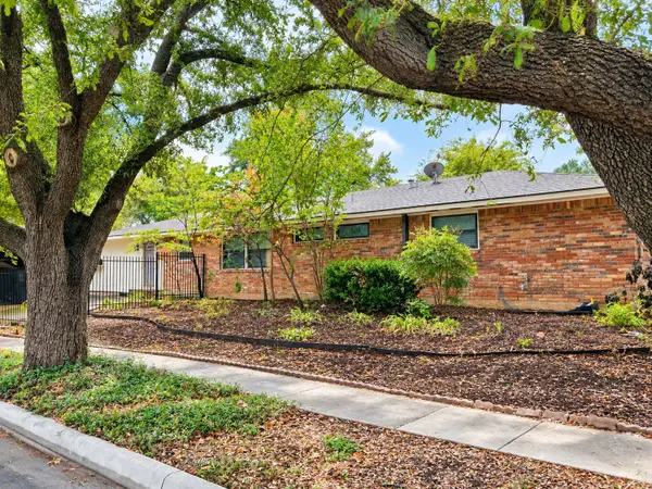 3544 Timberview Road, Dallas, TX 75229