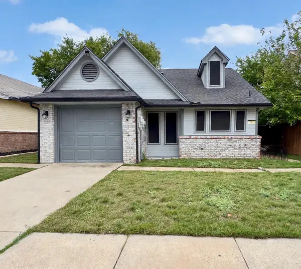 911 Gaynor Avenue, Duncanville, TX 75137