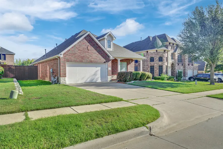 336 Gotland Drive, Grand Prairie, TX 75052 - #2
