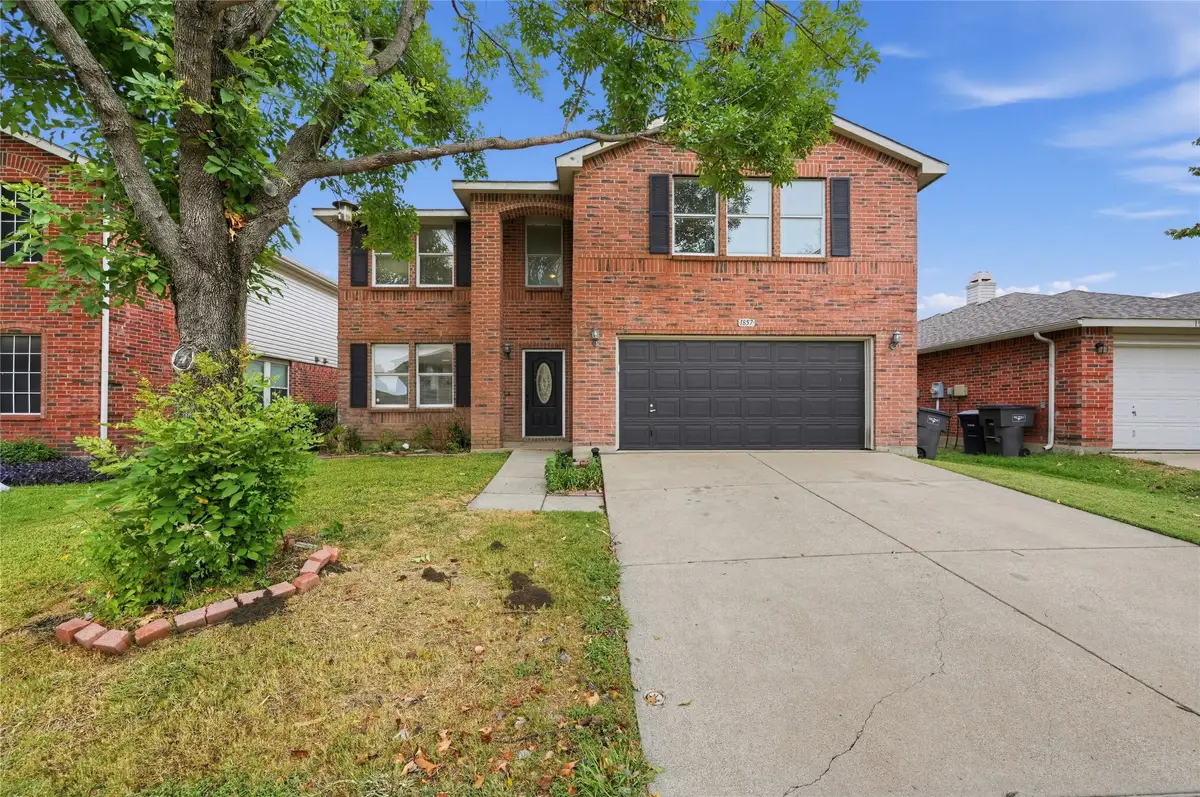 1857 Lariat Drive, Justin Roanoke, TX 76247 - #1