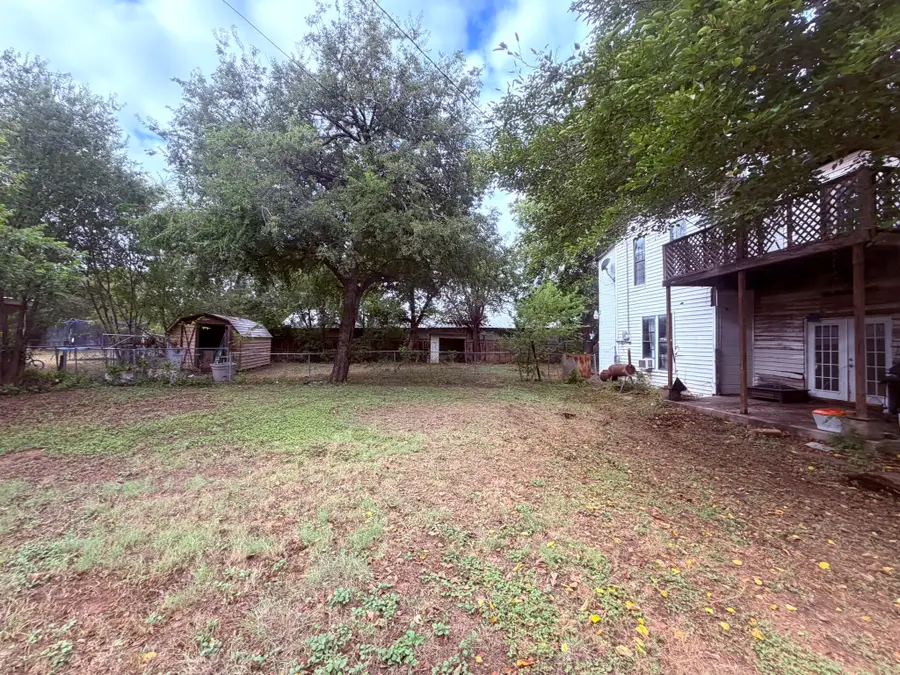 1201 Vincent Street, Brownwood, TX 76801 - #2