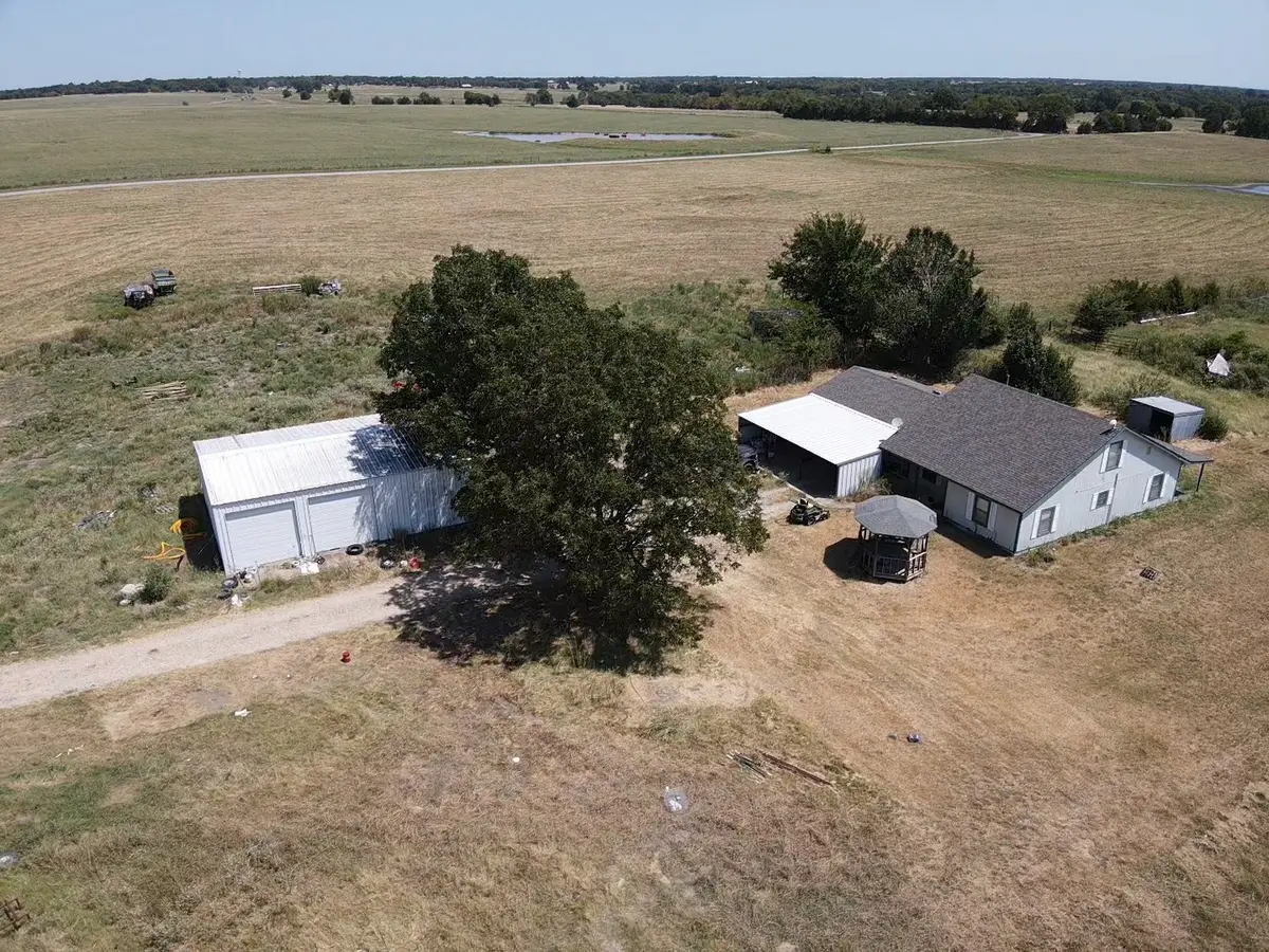 1635 Cr 33500, Sumner, TX 75486 - #1