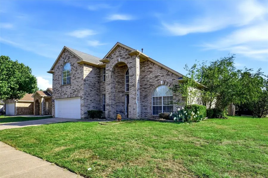 2447 Ranchview Drive, Grand Prairie, TX 75052 - #2