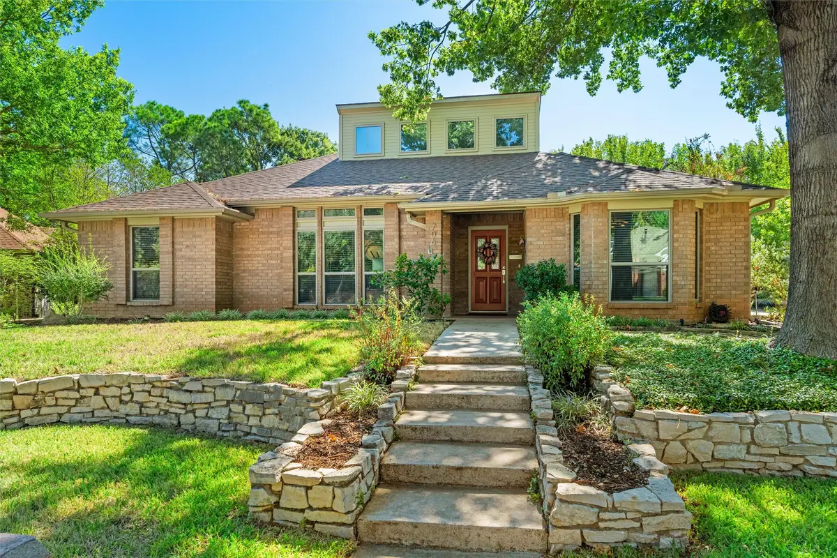 706 Giltin Court, Arlington, TX 76006 - #1