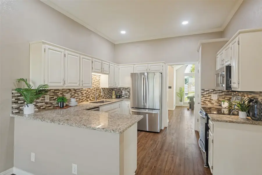 913 Royal Oaks Drive, Lewisville, TX 75067 - #3