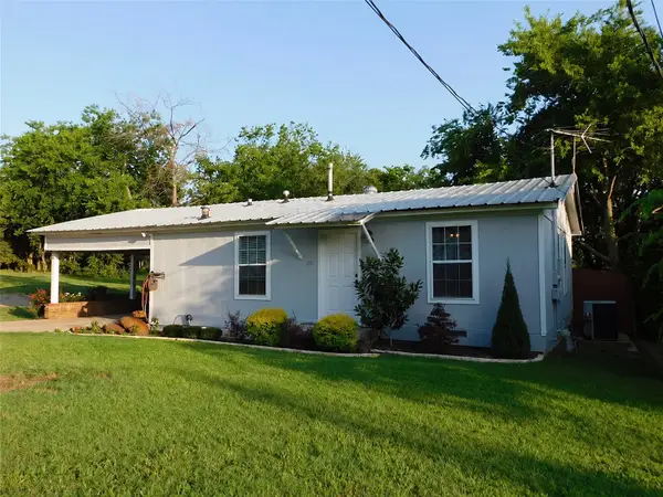 1107 Oakwood Drive, Denton, TX 76205
