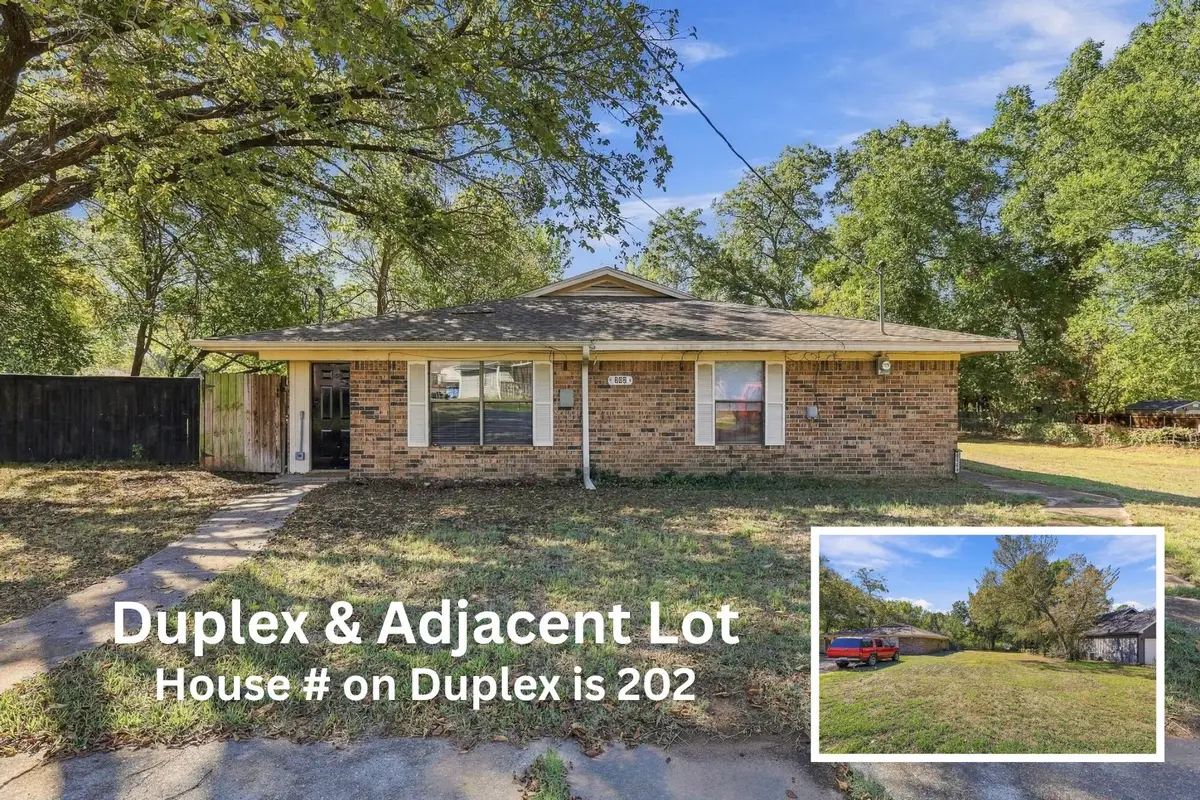 206 & 208 (202) Pecan Street, Collinsville, TX 76233 - #1
