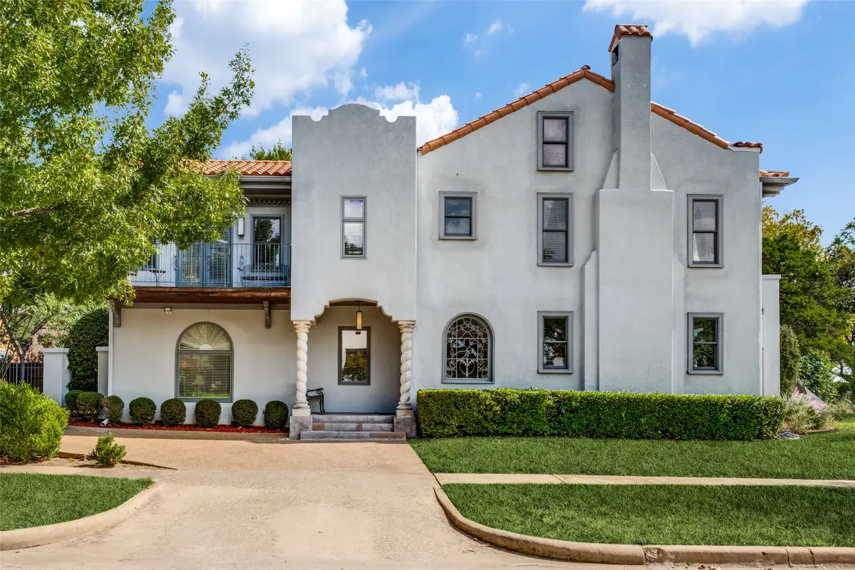 6703 Country Club Circle, Dallas, TX 75214 - #1