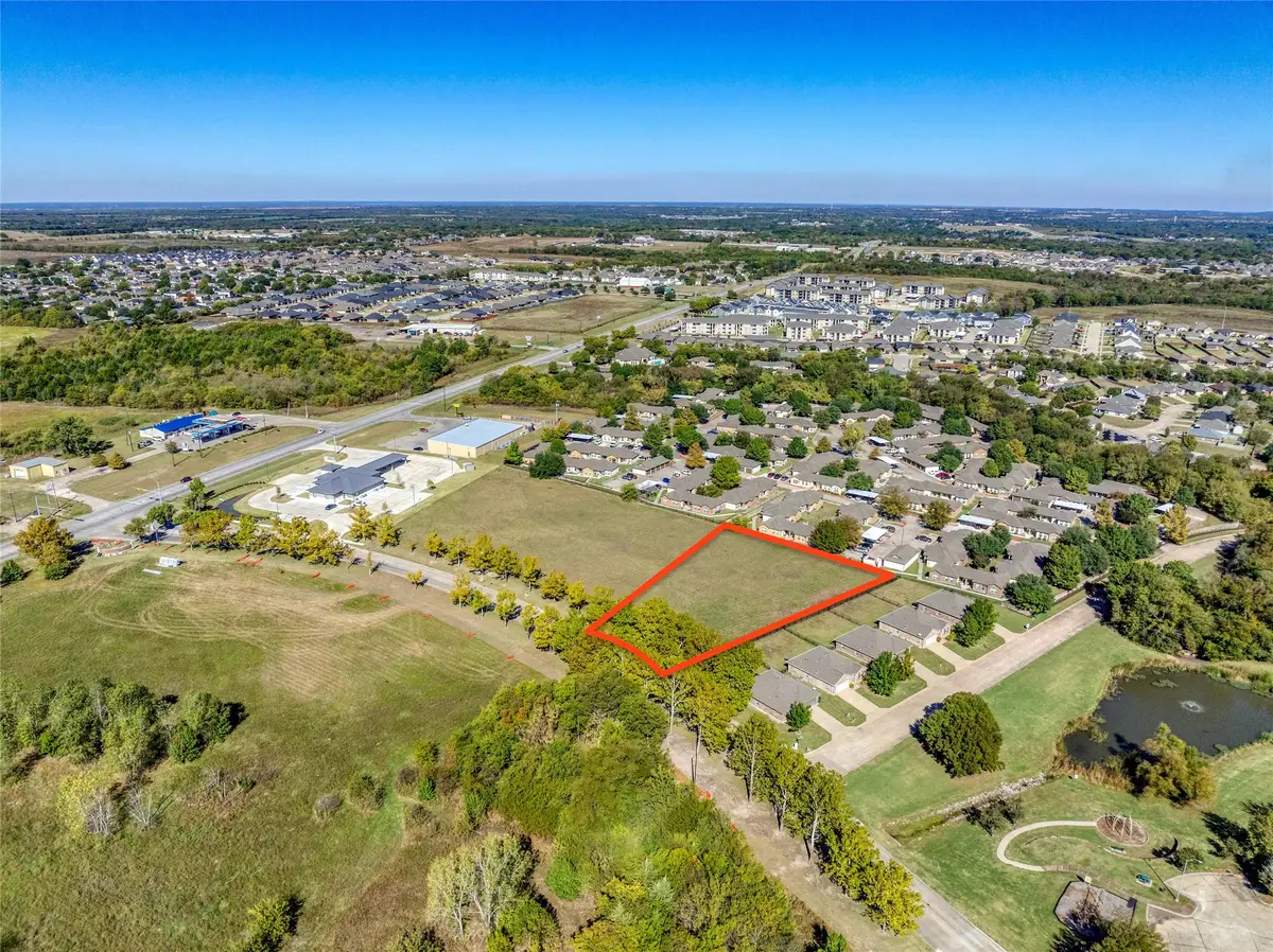 3705 W Park Avenue, Sherman, TX 75092 - #1
