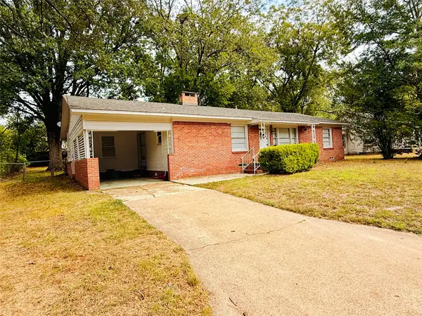 514 Mcmillan Drive, Winnsboro, TX 75494