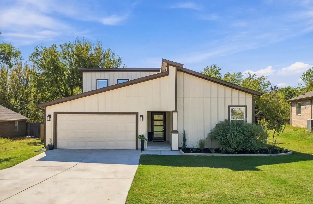 706 Port O Call Drive, Runaway Bay, TX 76426 - #1