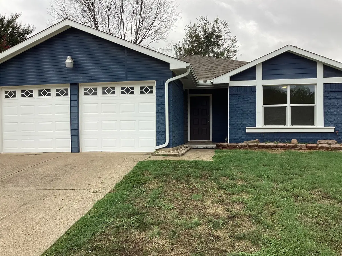 411 Lantana Drive, Arlington, TX 76018 - #1
