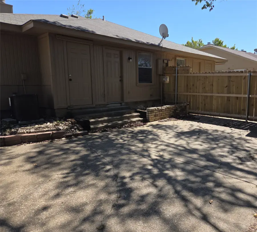 2400 Monte Carlo Drive #B, Arlington, TX 76015 - #3