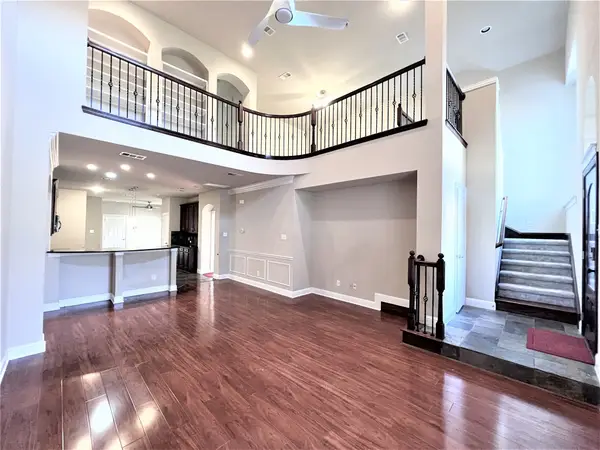 436 Fuente, Irving, TX 75039