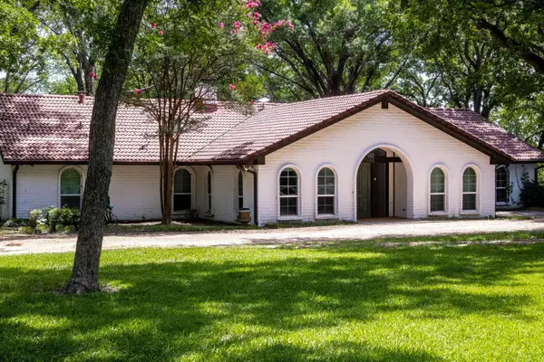 6851 Double Bridge Road, Mabank, TX 75156