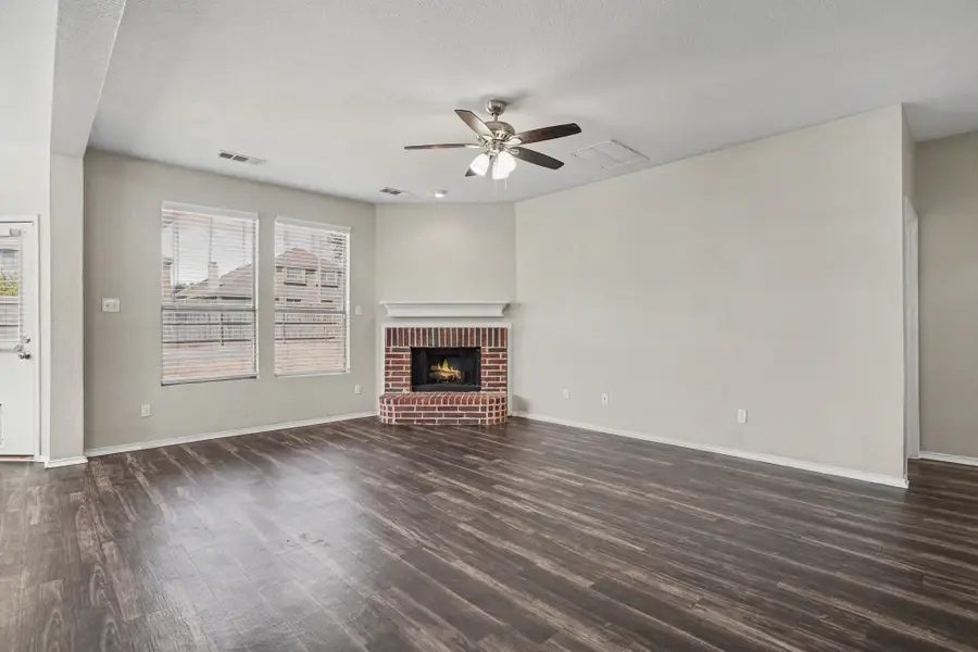 636 Tradewind Drive, Fort Worth, TX 76131 - #3