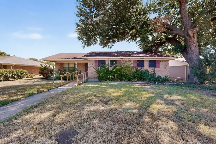 2718 Mossglen Drive, Dallas, TX 75227 - #2