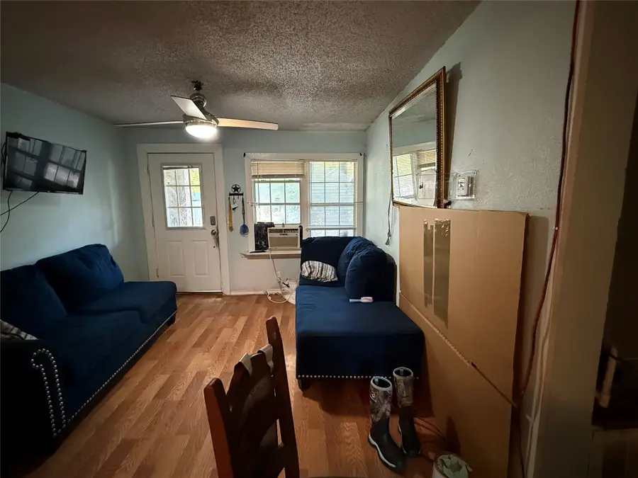 4100 Chickasaw Avenue, Fort Worth, TX 76119 - #2