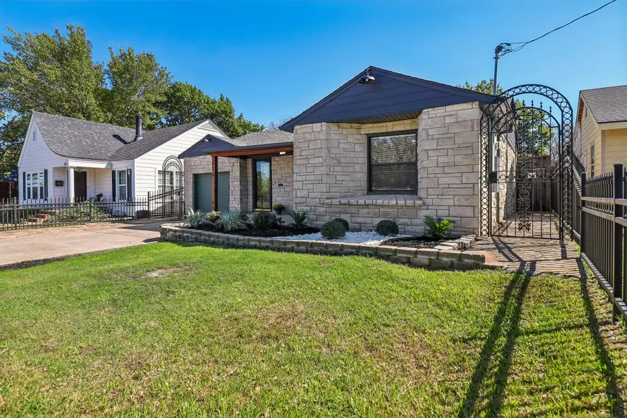 614 Marshalldell Avenue, Dallas, TX 75211 - #3