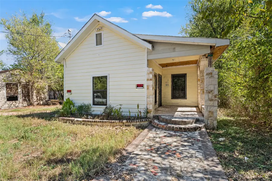 404 Eddins Street, Marlin, TX 76661 - #2
