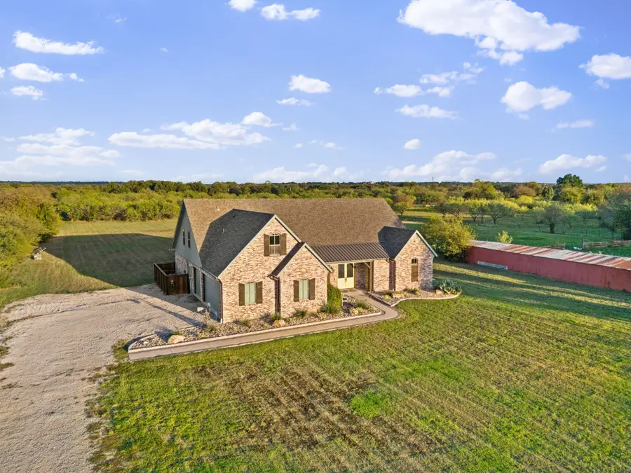 12621 Oak Grove Road S, Burleson, TX 76028 - #2